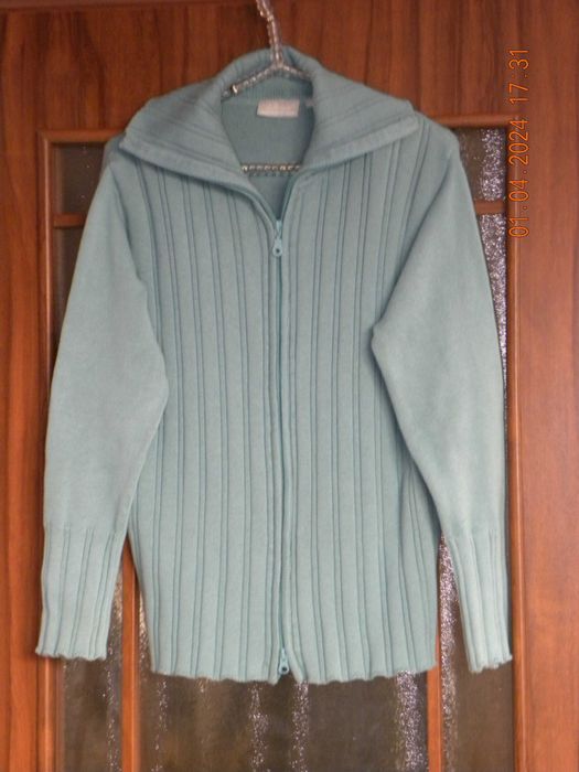 Rozpinany sweter; rozmiar L/42-44