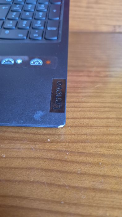 Top Cover para Lenovo Legion 7
