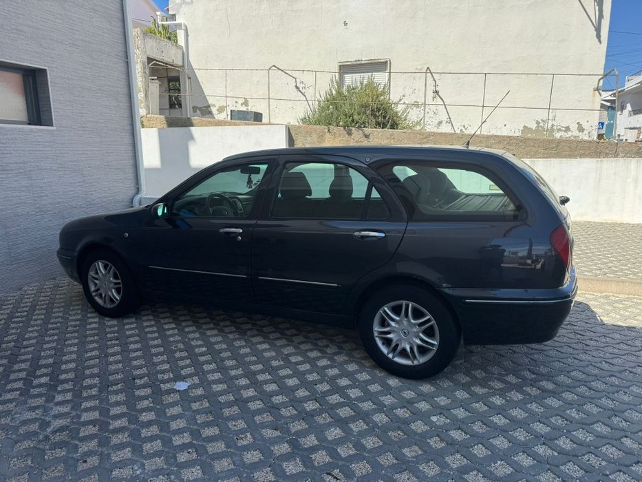 Lancia lybra 1.6 — photo 2