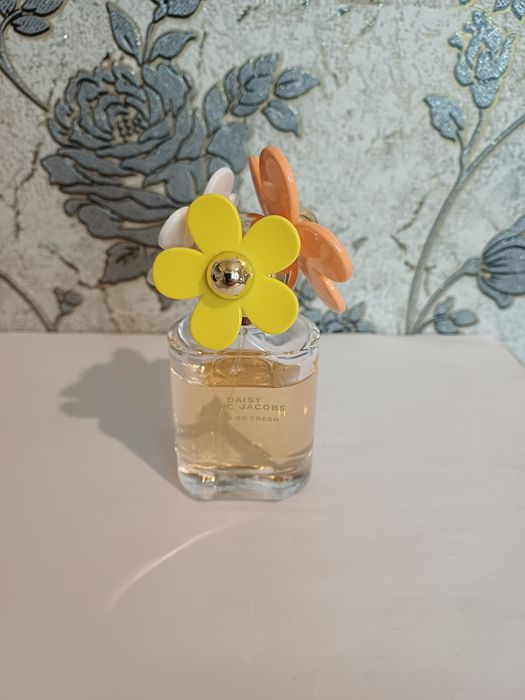 Продам женские оригинальные духи Marc Jacobs Daisy Ever So Fresh 30ml