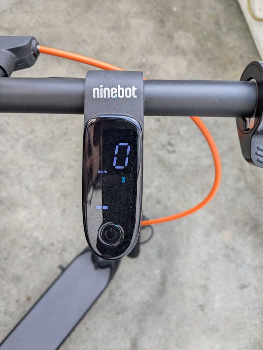 Trotinete elétrica Segway Ninebot F40E