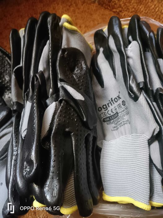 rękawice ogrifox eac gumowe nakrapiane latex r10  100par