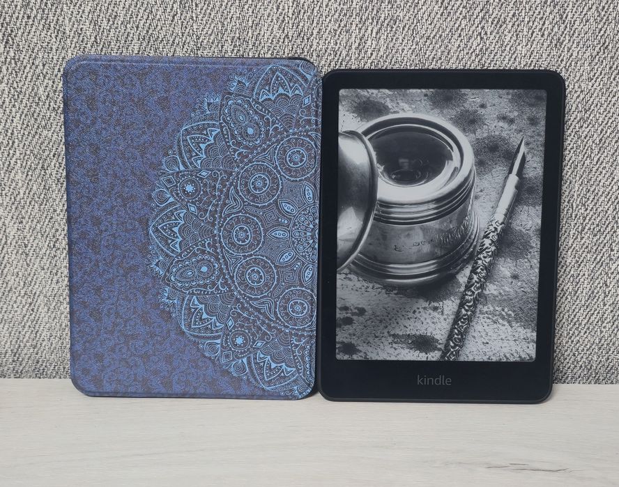 Електронна книга Amazon Kindle Paperwhite 12 Gen 16GB + Чохол
