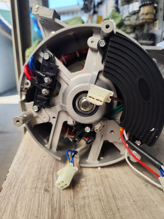 Электродвигатель генератора,якорь статор медь