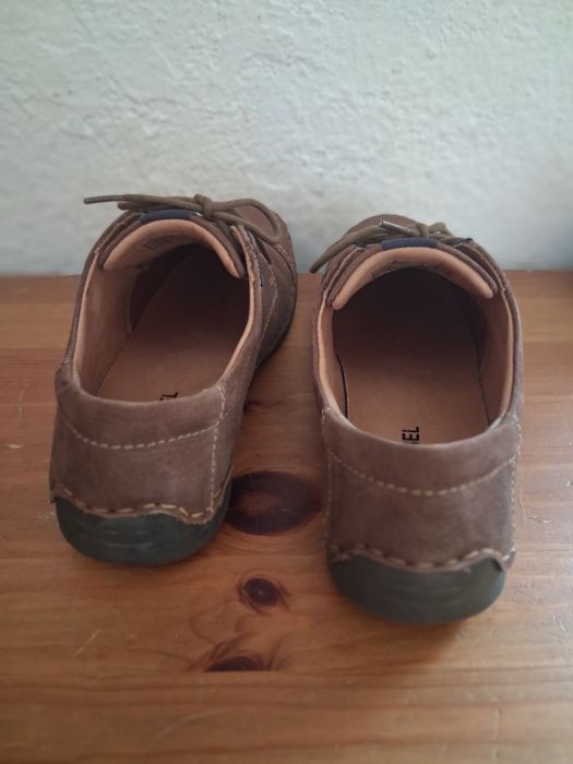 Tenis em couro senhora NOVOS