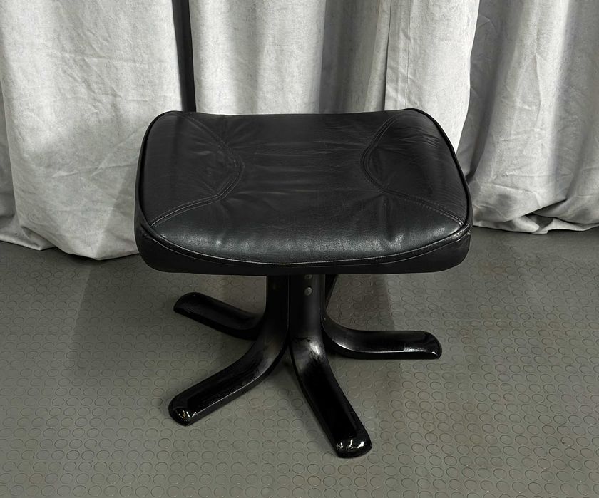 Чорний шкіряний пуф-підніжка/отаманка/шкіряні меблі/пуфи з Європи