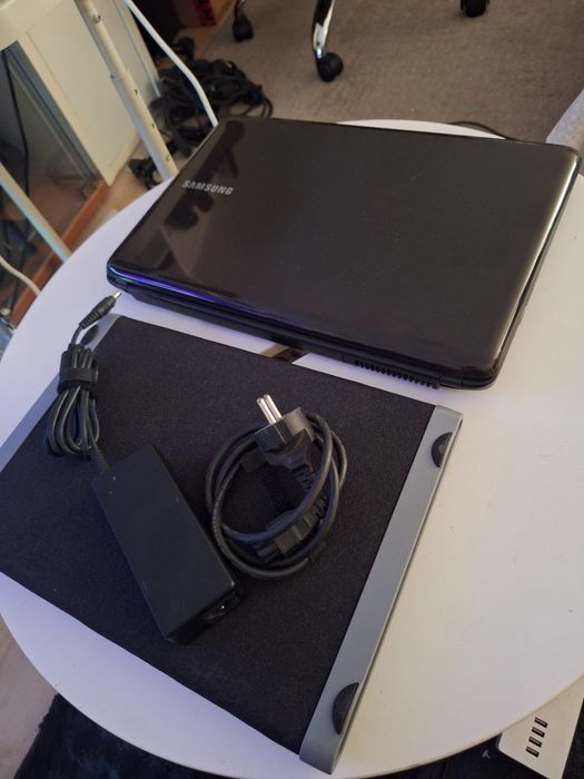 Portátil Samsung 15.6" | Intel Core i5 | 4GB RAM | 500GB | Grafica Dedicada