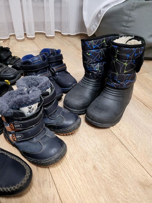 Взуття дитяче для дівчинки для хлопчика