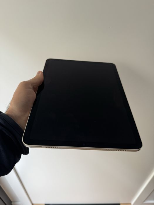 Apple - iPad Air (5gen) WiFi 64GB (Luz das Estrelas)