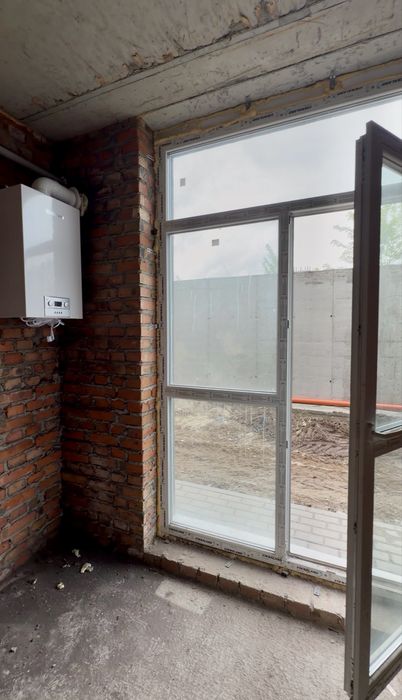 Продаж! Квартира 22м2 + 13м2 подвірʼя - 26500$