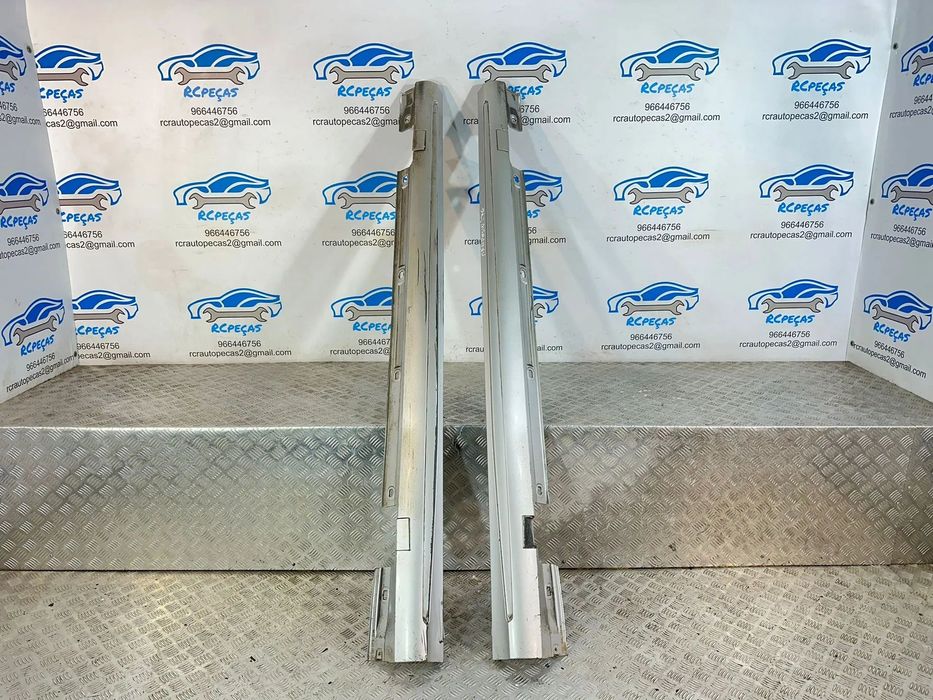 .Embaladeiras Saias Laterais Esquerda Direita Originais AMG Mercedes Benz Classe A W176 2013 - 2018