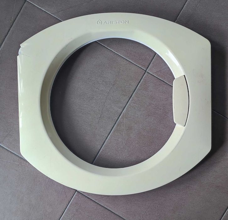 Porta máquina de lavar roupa Ariston