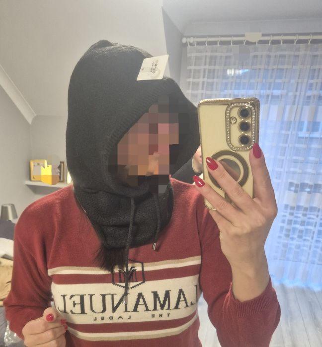 Komin z kapturkiem sweterkowy