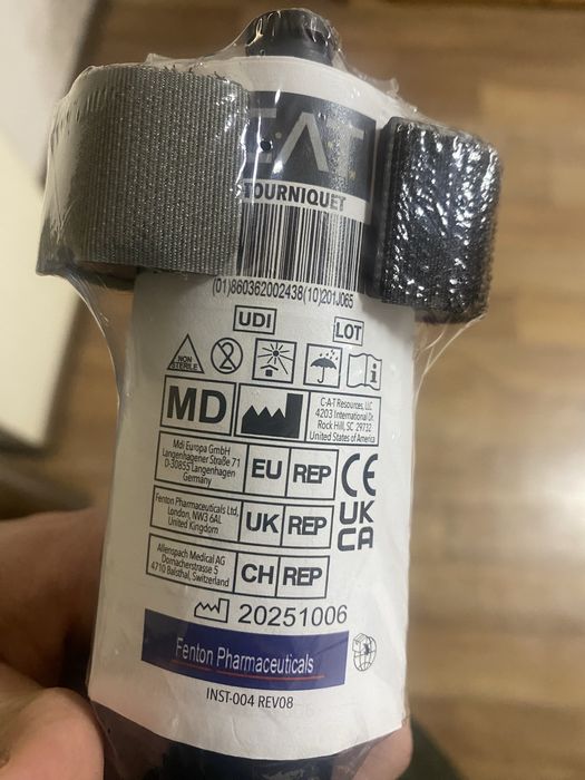 Турнікети Cat  нові  12 шт