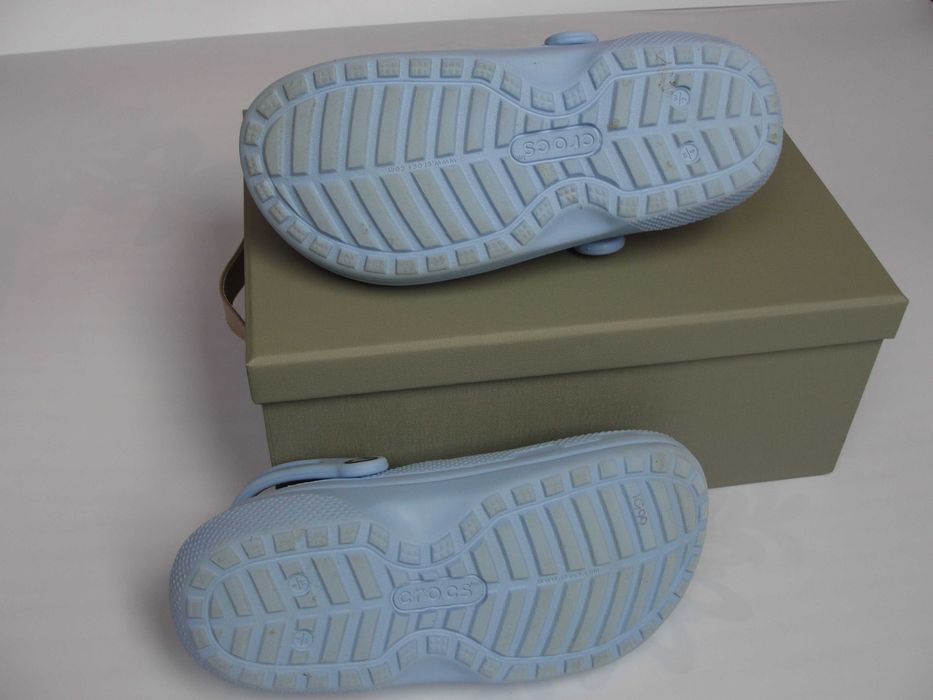 Crocs damskie ocieplane chodaki rozmiar 37