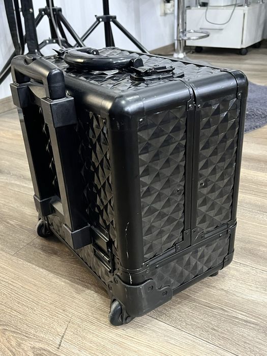 Чемодан манікюрний Kodi