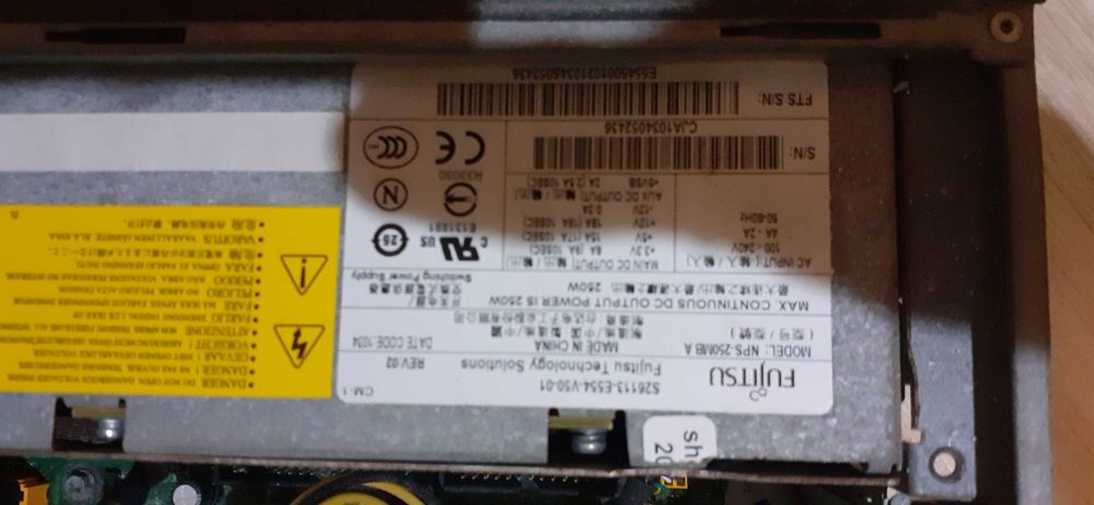 Witam zasilacz fujitsa NPS-250MB A do komputera