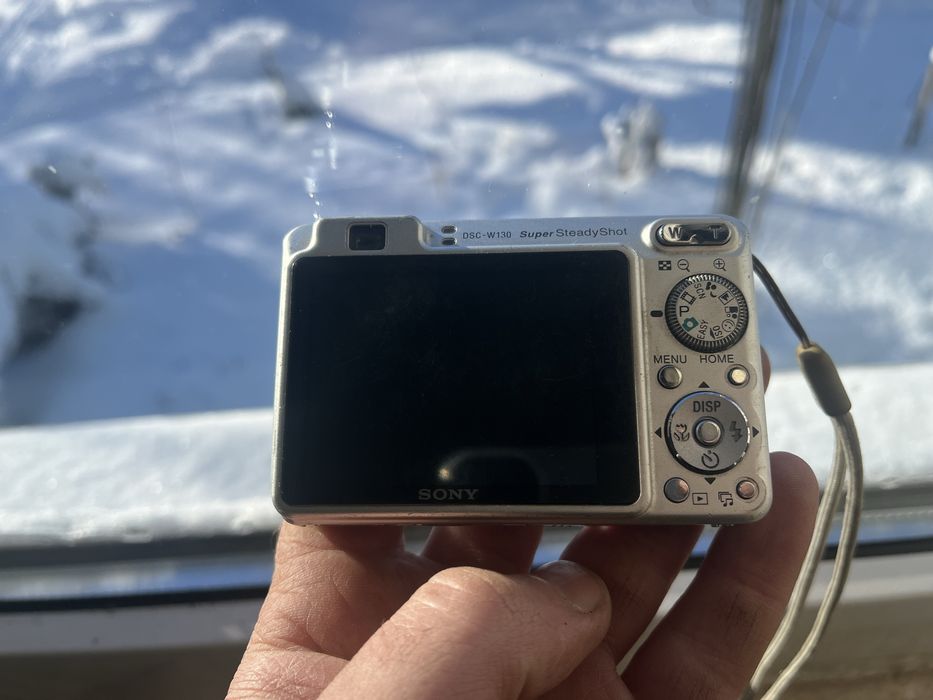 Цифровий фотоапарат, sony  dsc-w130.
