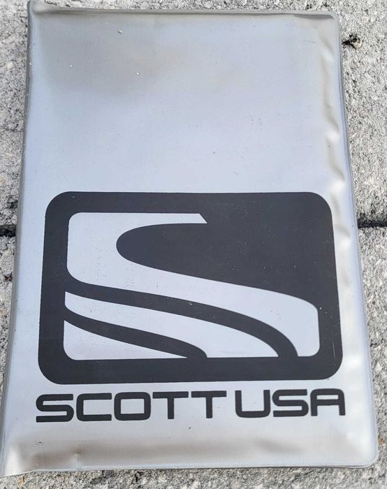 Vende se Bicicleta Scott FX20