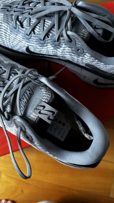 Buty sportowe Nike, męskie, nowe