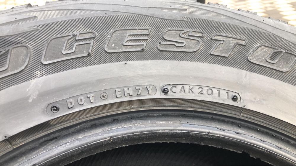 Bridgestone Blizzak 265/65/R17