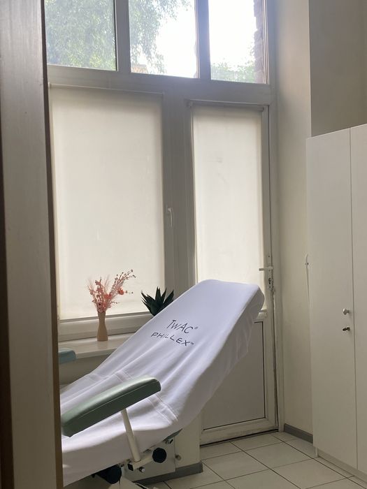 Оренда перукарського крісла