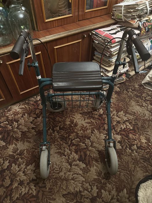 Ходунки для пожилых, роллер