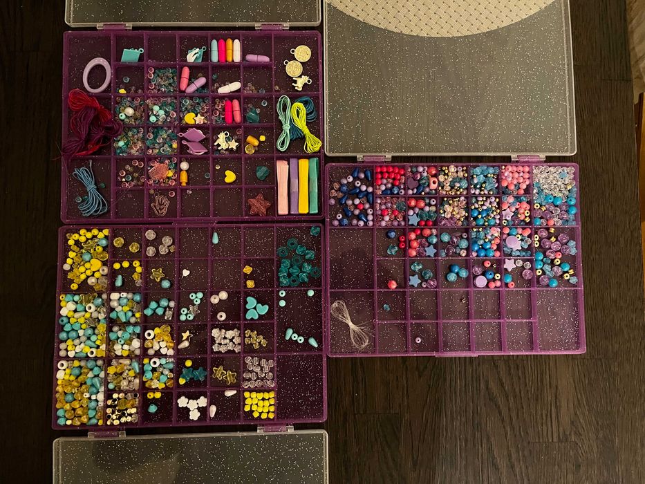 zestaw do robienia biżuterii dla dzieci koraliki bransoletki wisiorki