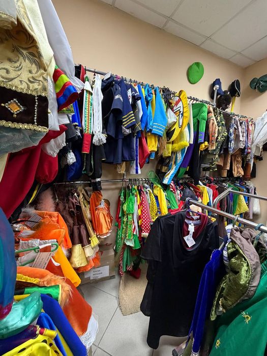 Прокат новогодних костюмов для детей и взрослых — 3000 вариантов