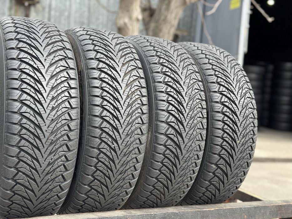 Шини Всесезонні 4шт 185/60 R15 Austone FixClime Sp40