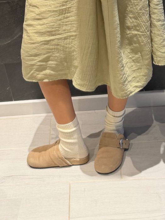 Жіночі клоги ZARA, натуральна замша