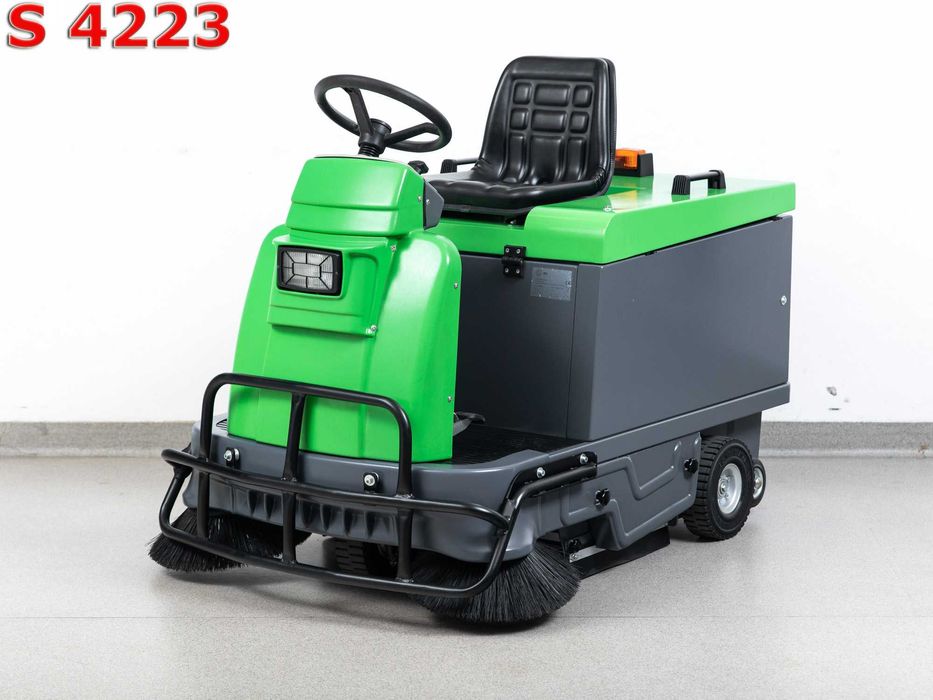 ZAMIATARKA IPC GANSOW 1010 E NOWE BATERIE 2013r 432mth 26000 netto
