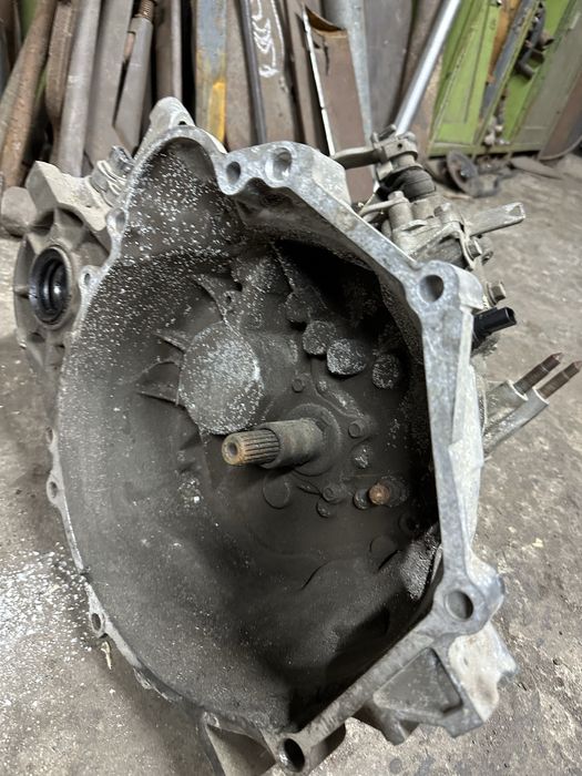 Коробка передач мицубісі ланцер 9