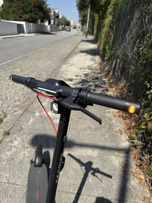 Trotinete Eletrica Segway-Ninebot F3  Como Nova