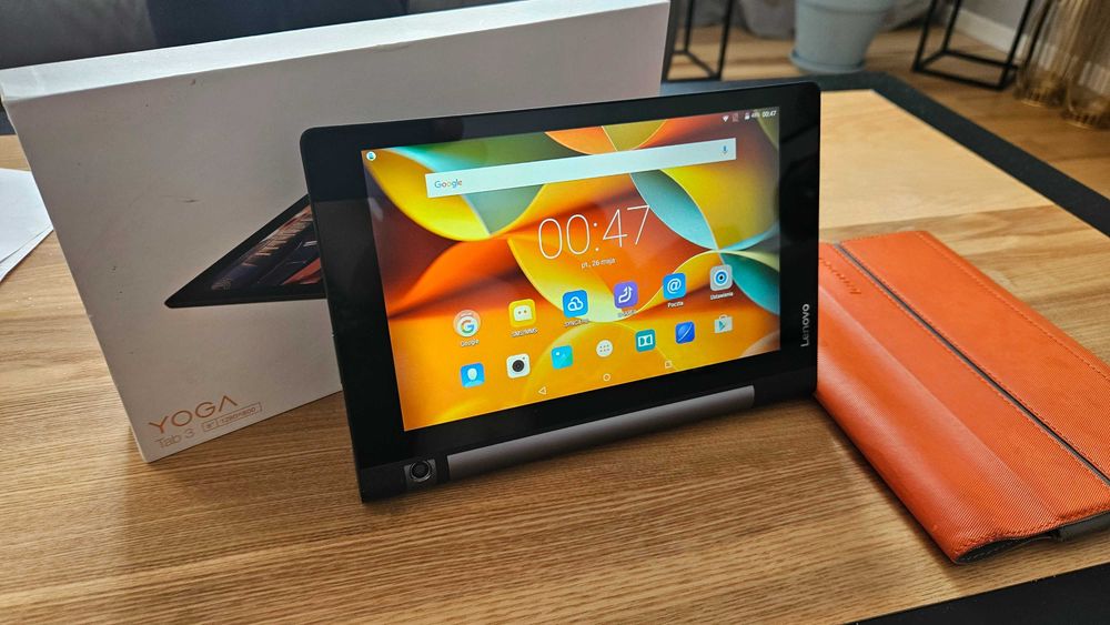 Lenovo YOGA Tab 3  8"