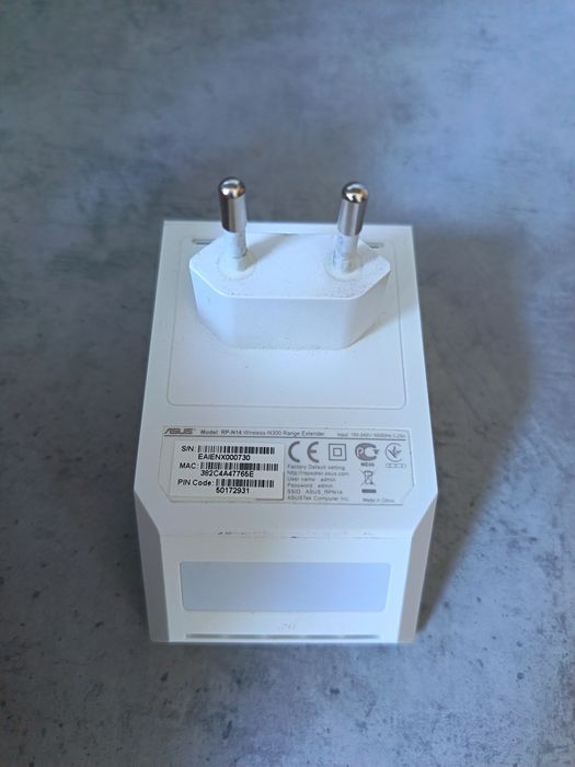 Sprzedam wzmacniacz sygnału wifi asus