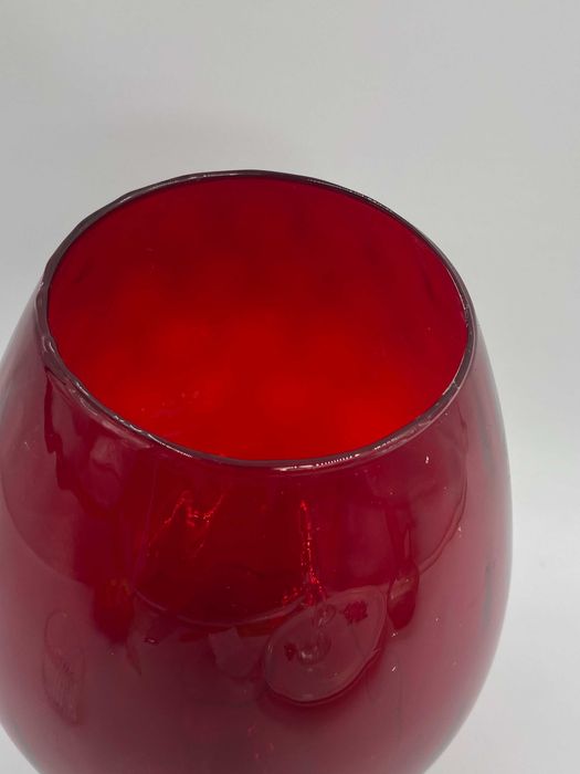 Duży kielich czerwony