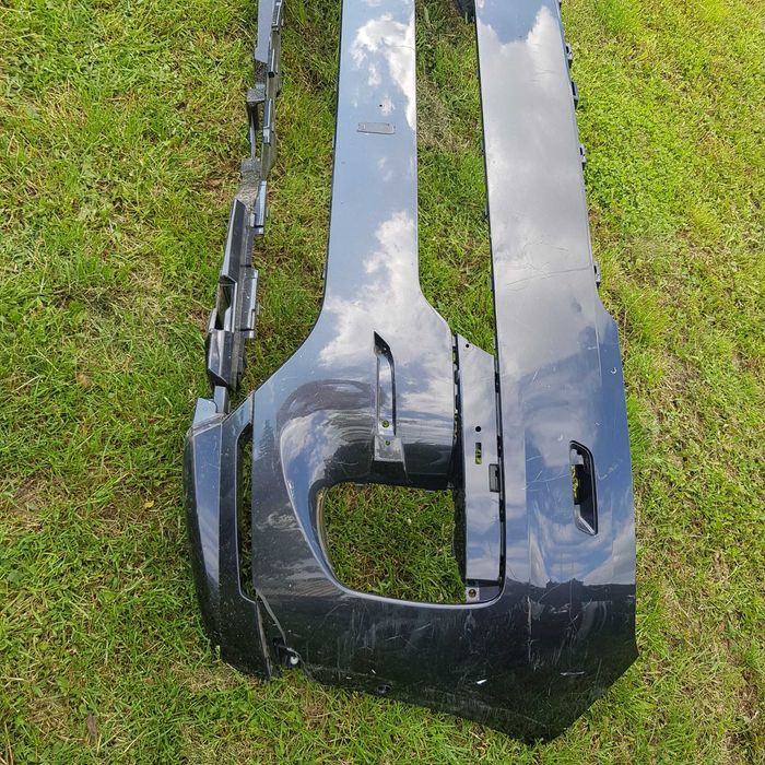 zderzak przód Range Rover Sport V 22-