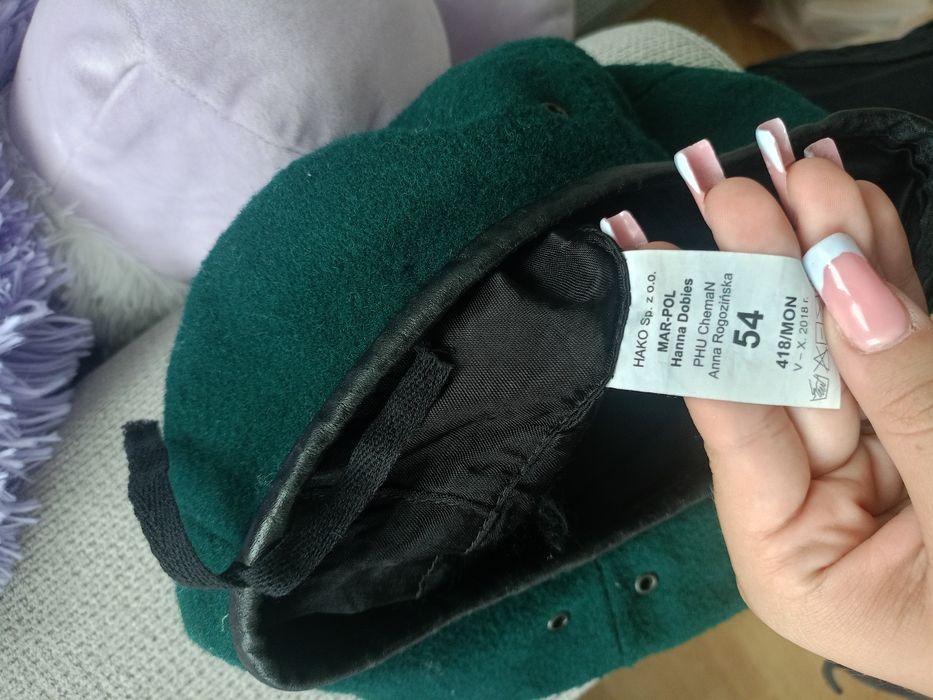sprzedam beret...