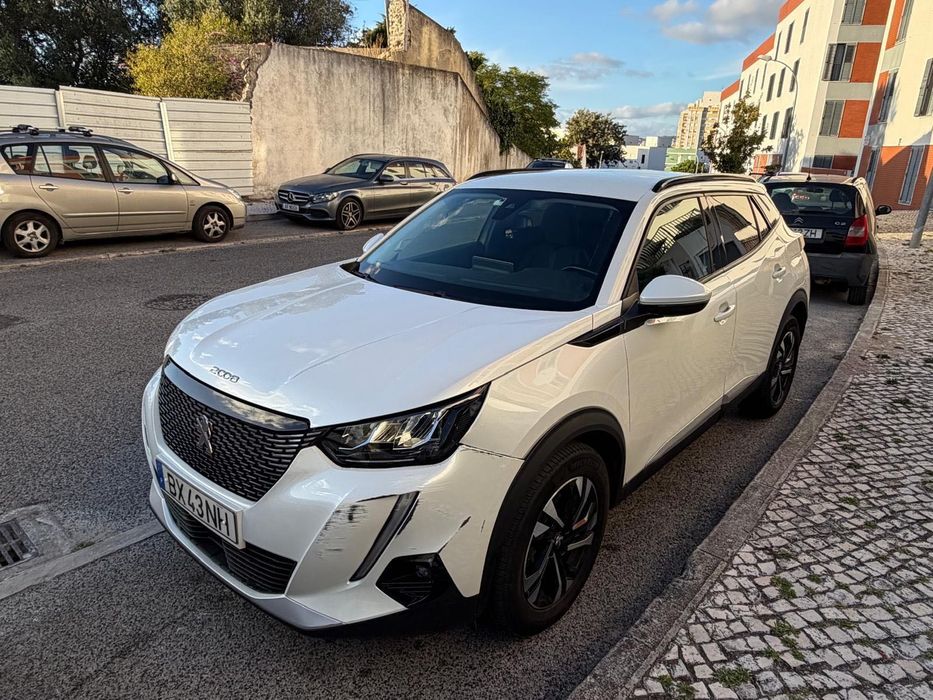 PEUGEOT 2008 1.5 BlueHDi