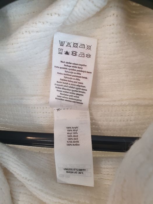 Casaco poncho gola alta