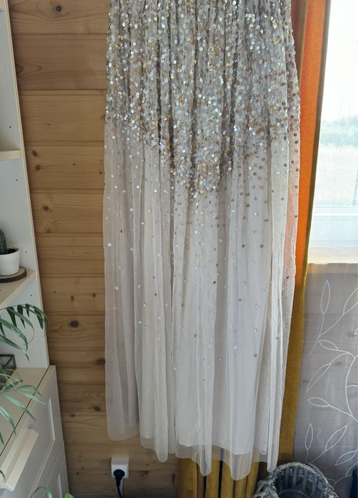 Długa sukienka na ramiączkach cekinowa od boho na wesele, ślub M