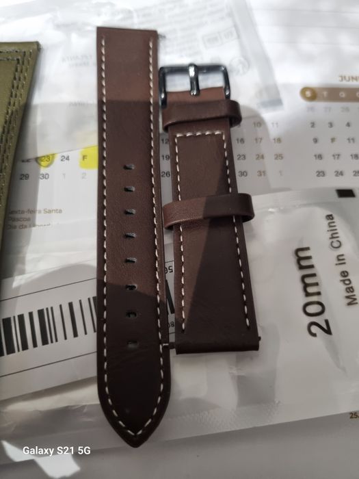 Bracelets relógio couro