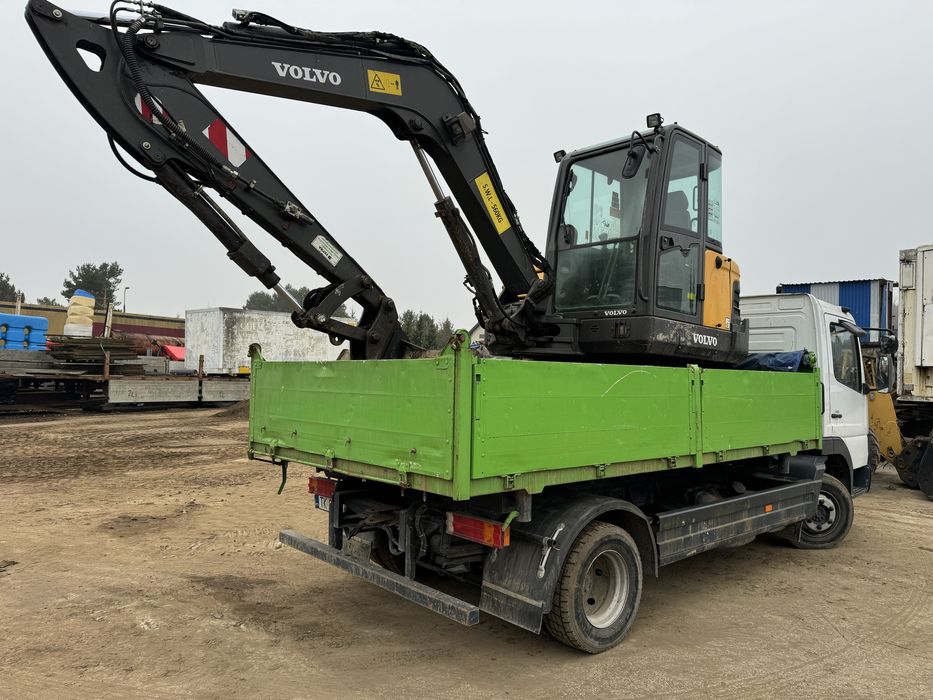 Wynajem koparki minikoparki Walec Zwyżka  Wywrotka Koparka Spychacz