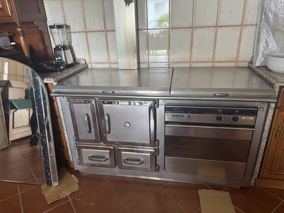 Fogão a lenha, gás e elétrico novo
