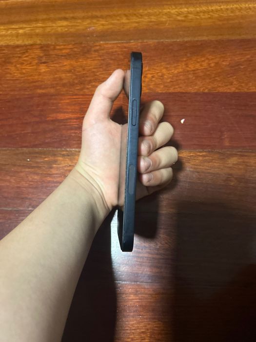 Estou anunciando um iPhone por 200€