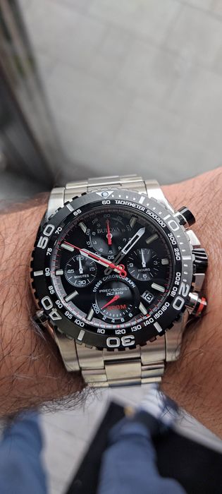 Bulova precisionist