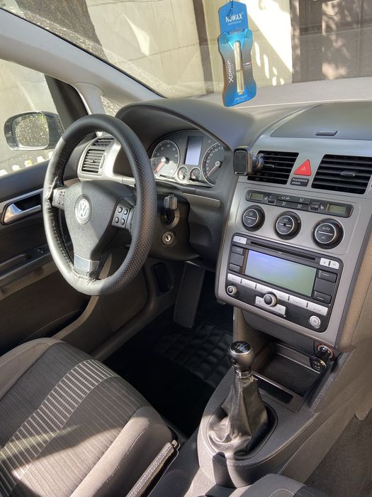 Volkswagen Touran 1.4 TSI