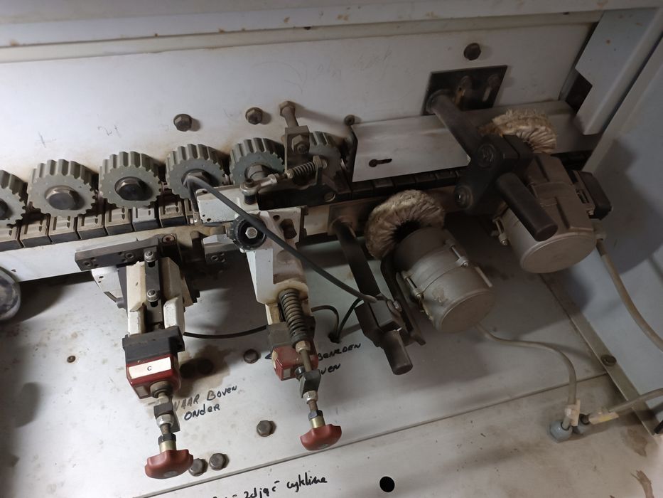 Okleiniarka Brandt KD68