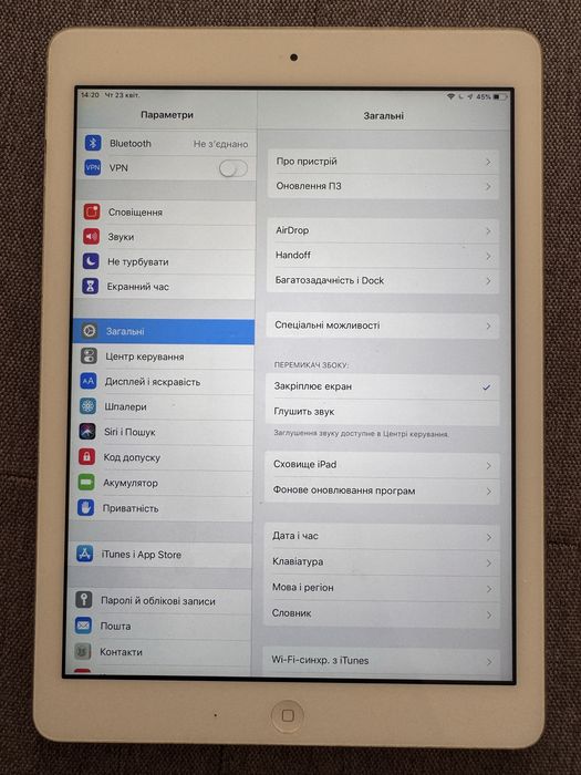 iPad Air (WiFi) 16GB  MD788Ll/A